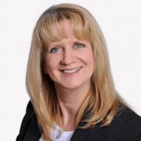 Monique Gignac headshot