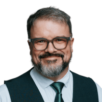 Andrew Dixon headshot